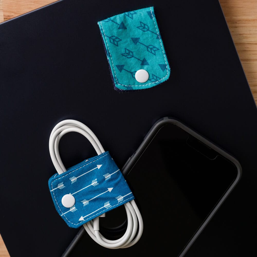 Cord Keeper - Teal Arrows